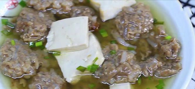 肉片豆腐汤的制作方法（美味又营养）  第3张