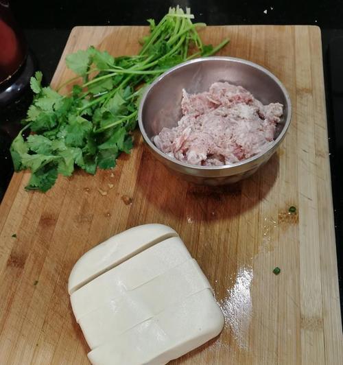 肉片豆腐汤的制作方法（美味又营养）  第2张