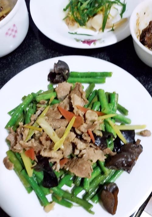美食推荐——长豆肉片炒法（简单易学）  第3张
