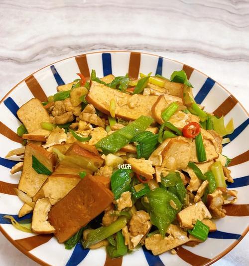 美味健康，肉片炒香干的制作方法（口感鲜美）  第1张