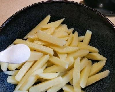 美味肉片炒薯条（家常菜谱分享）  第3张
