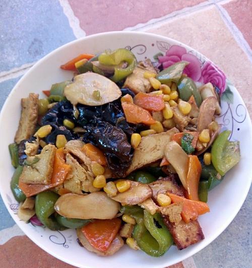 彩椒牛肉片炒时蔬（健康美味）  第2张