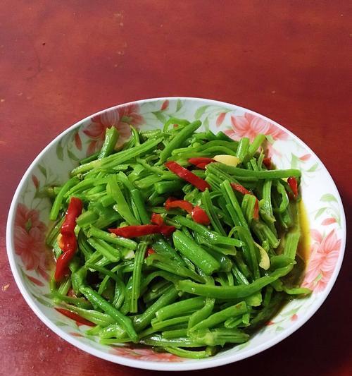 美味又营养，肉片炒南瓜尖（南瓜尖的好处）  第1张