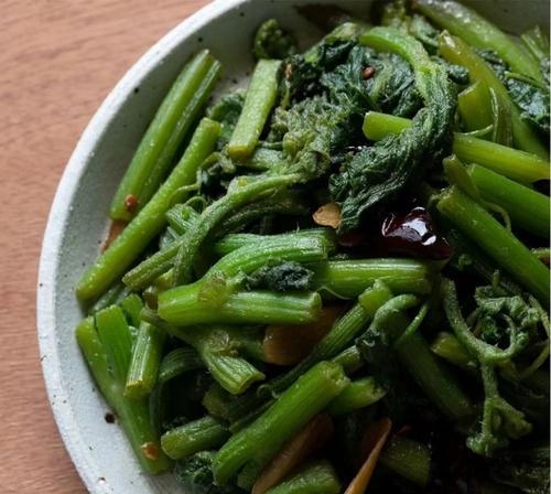 美味又营养，肉片炒南瓜尖（南瓜尖的好处）  第3张