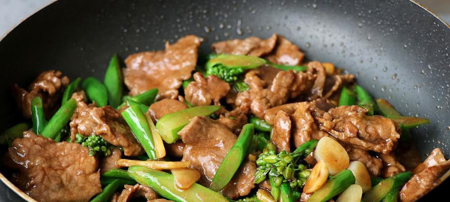 肉片炒芥兰，营养美味兼备（健康蔬菜的最佳搭档）  第2张