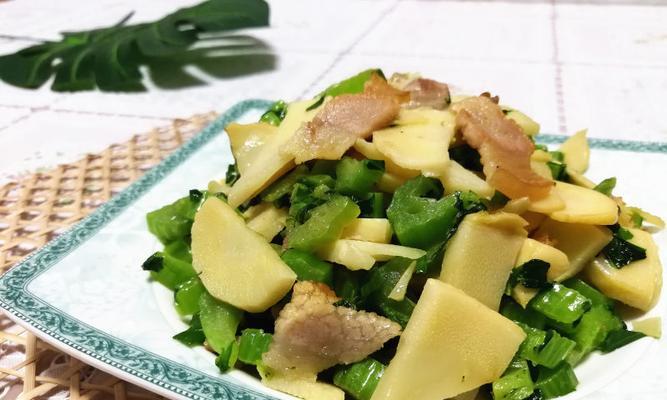美味肉片炒包心芥菜的做法（教你如何用肉片制作一道鲜美可口的炒菜）  第3张