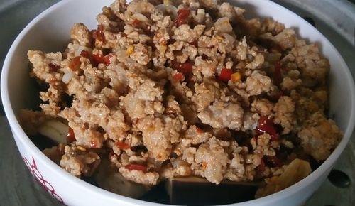 肉末蒸茄子的家常做法（美味健康）  第2张