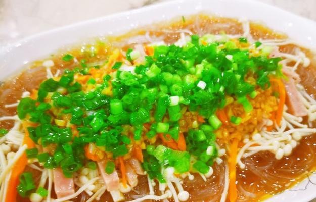 金针菇新吃法——肉末蒸金针菇（家常美食）  第3张