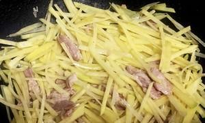 手把手教你做肉末土豆丝（美味可口）  第1张