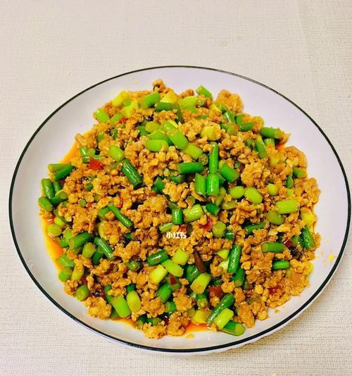 肉末蒜苔粒，家常美食的佳选（品味美食的独特魅力）