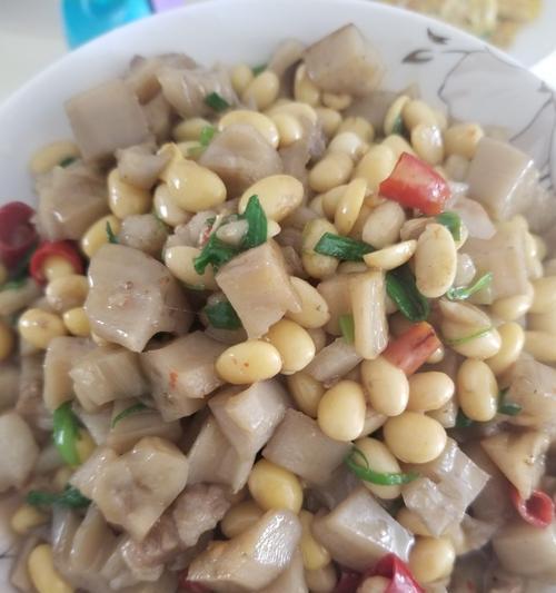 肉末莲藕，营养美味又简单（教你5道不同口味的肉末莲藕菜品）  第2张