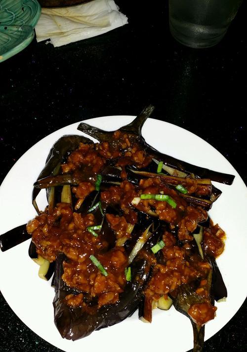 轻松学会肉末酱茄子，美味下饭不费劲（简单易学的家常菜）  第1张