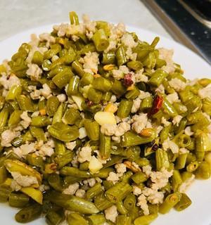 肉末豇豆的美味烹饪法（豇豆与肉末的完美组合）  第1张