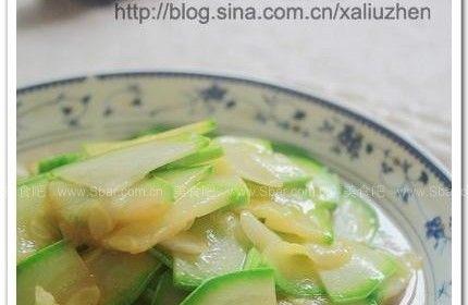 清炒付瓜的做法（清爽美味）  第2张