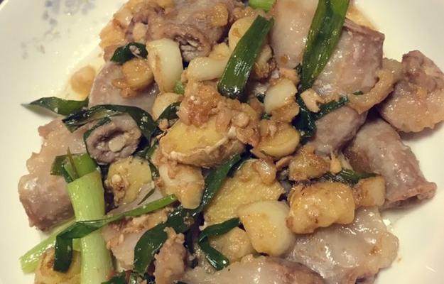 清炒粉肠的制作方法大揭秘（打造超香超美的清炒粉肠）  第3张