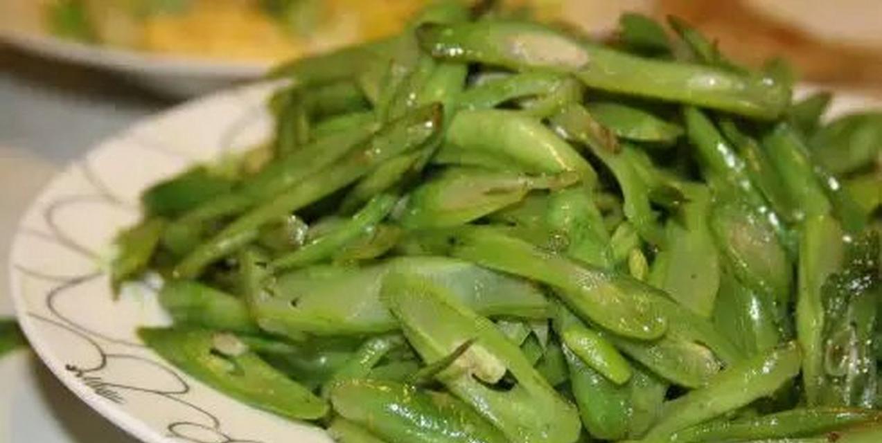 清炒豆角丝的做法（营养美味清爽）  第2张