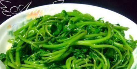 清炒冬寒菜的做法（一道清香爽口的冬季蔬菜佳肴）