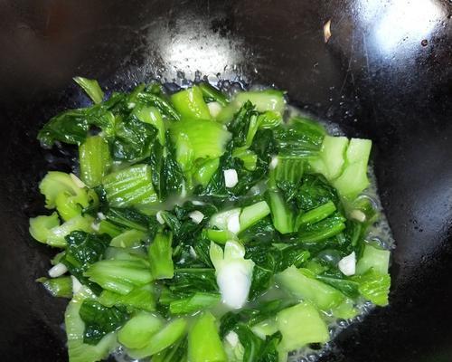清炒大芥菜，鲜香美味享不停（做法简单易学）  第1张
