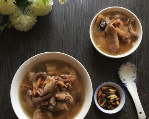 清补凉煲老鸡，营养美味又清爽（做法详解）