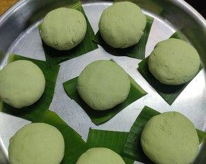 清明果青团子的制作方法（传统美食的制作工艺及注意事项）  第2张