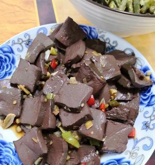 美味青蒜烧鸭血（以青蒜为主料）  第2张