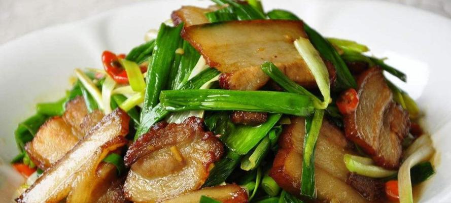 家常美食——青蒜苗炒肉片（一道简单易学的下厨好选择）  第3张