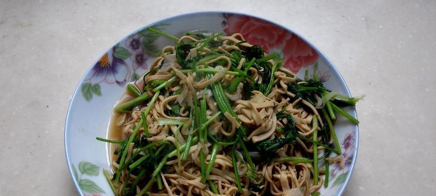 青蒜苗炒豆腐皮（家常美味）  第2张
