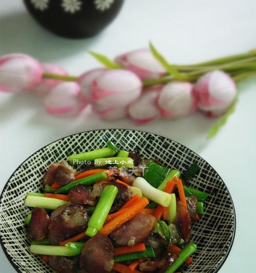 青蒜炒干贝边，一道海鲜美食的做法（干贝与青蒜的美妙组合）  第2张