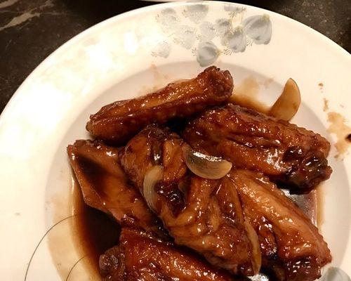 青柠鸡翅，手把手教你做（让味蕾炸开的家常美味/青柠+鸡翅=完美搭配）