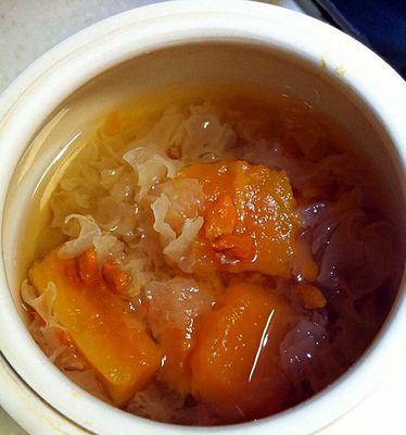 青木瓜炖猪脚，健康美味的滋补佳肴（传统营养与现代健康的完美结合）