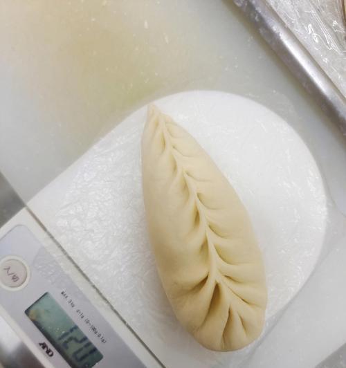 美味营养的青萝卜肉馅麦穗包（热量低）  第2张