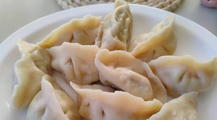 美味青萝卜肉饺子（以营养青萝卜为主）  第1张