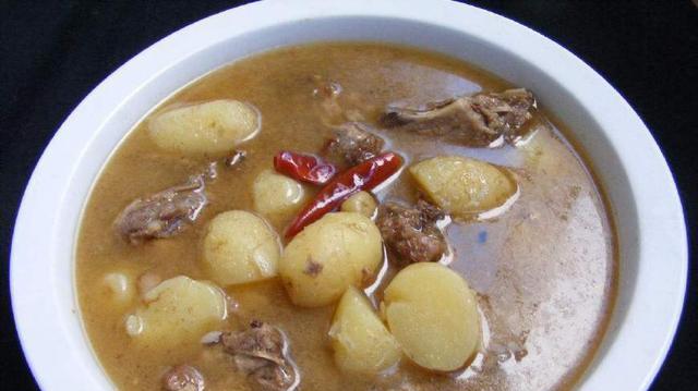 青萝卜炖排骨，健康美味的营养大餐（秋季食谱）  第1张