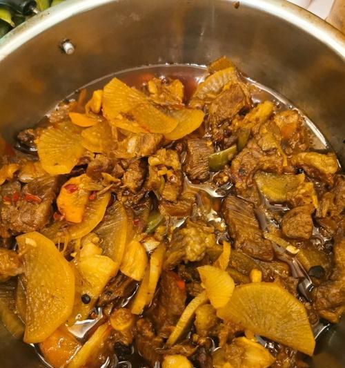 家常青萝卜炖牛腩（慢火烹制）  第2张