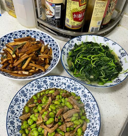 尝鲜美味青辣椒炒白干，让你感受不一样的口感体验（以青辣椒为主打）  第2张