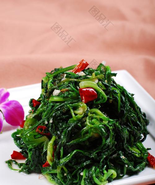 拌白蒿怎么做？拌白蒿的正确步骤是什么？  第2张