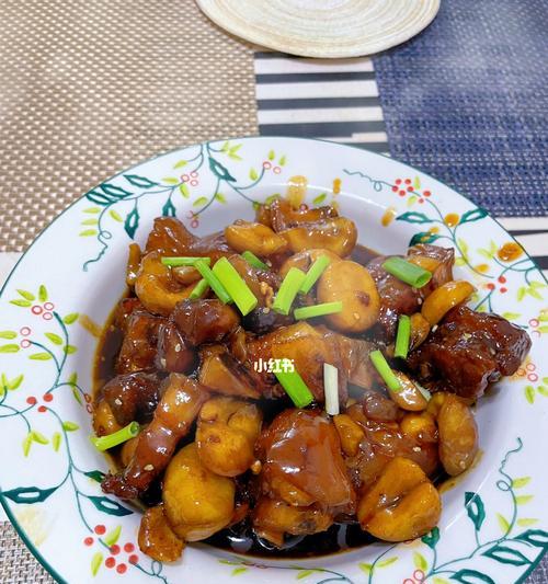 板粟炖猪脚的做法是什么？如何炖出美味的板粟猪脚？  第2张