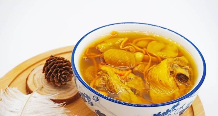 板栗土鸡汤的做法是什么？如何做出鲜美的板栗土鸡汤？  第2张