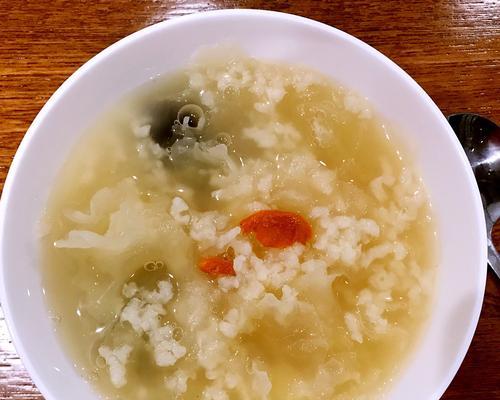 板栗南瓜银耳粥怎么做？有哪些健康益处？  第1张