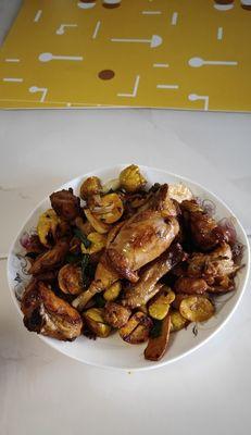板栗鸡块的做法是什么？如何在家轻松制作美味的板栗鸡块？