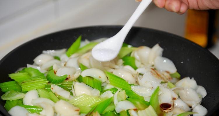 百合蒸肉未怎么做？步骤和技巧有哪些？  第3张