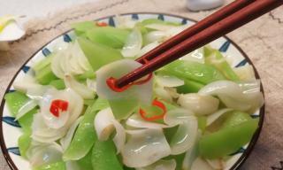 百合蘑菇炒肉片的做法是什么？如何炒出鲜嫩可口的肉片？  第3张