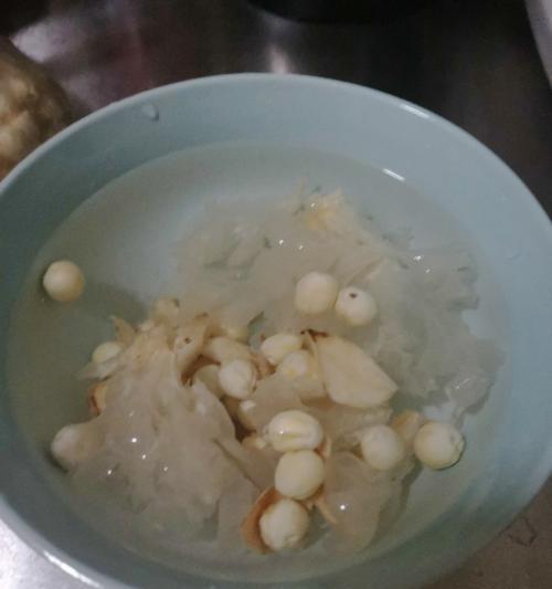 百合莲子粥怎么做？有哪些健康益处？  第2张