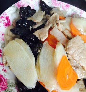 百合炒肉怎么做？步骤和技巧有哪些？  第2张