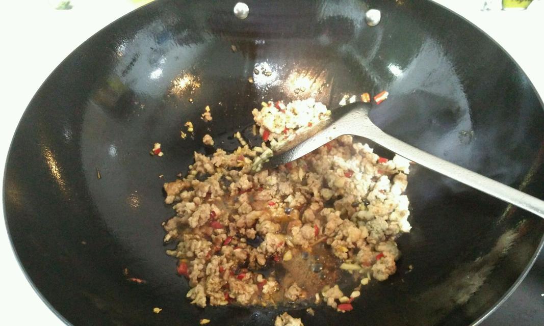 橄榄菜豆角炒肉沫怎么做才好吃？步骤详解是什么？