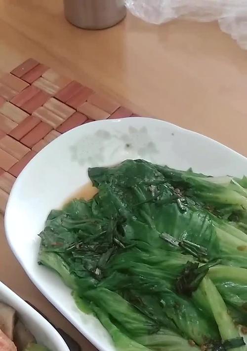白灼西生菜怎么做？步骤和技巧有哪些？