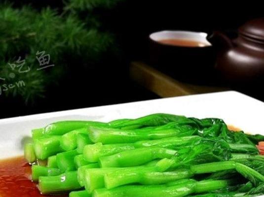 白灼芥兰怎么做？步骤和技巧有哪些？  第2张