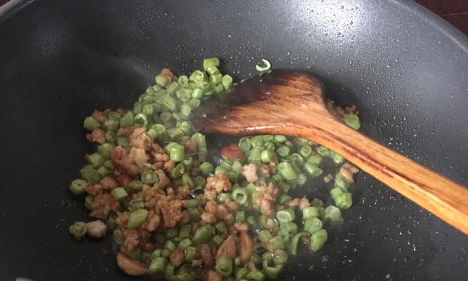 白芸豆馅儿怎么做？有哪些简单易学的食谱推荐？  第2张