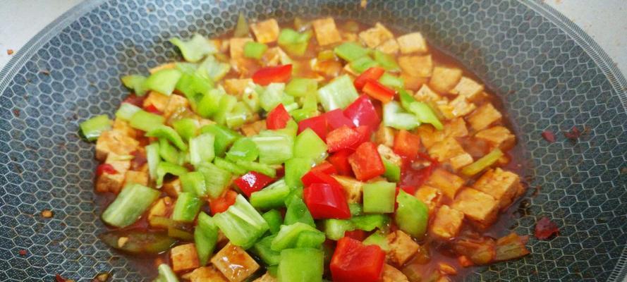 白玉红油豆腐怎么做？步骤和技巧是什么？