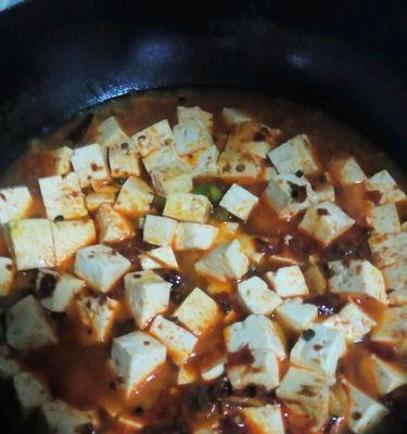 白玉红油豆腐怎么做？步骤和技巧是什么？  第2张